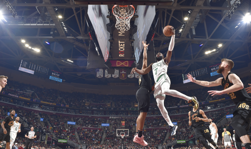 m6米乐官方入口-凯尔特人队气势如虹，独霸球场的简单介绍