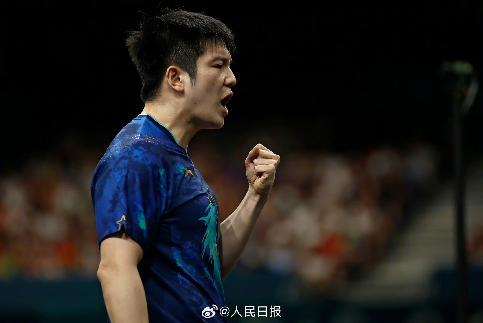 米乐体育官网-武汉队主场惊险逆转，成功取得胜利