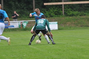 米乐体育官网-鹿岛鹿角教练组强化体能训练，备战关键战